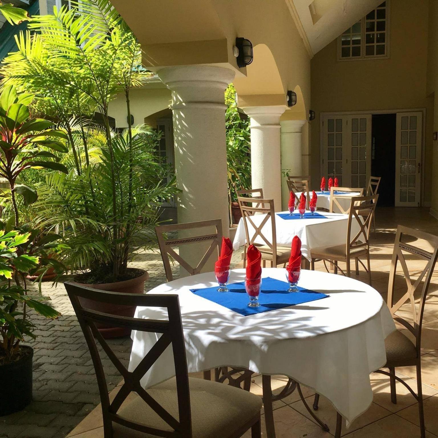 The Royal Hotel San Fernando Ngoại thất bức ảnh